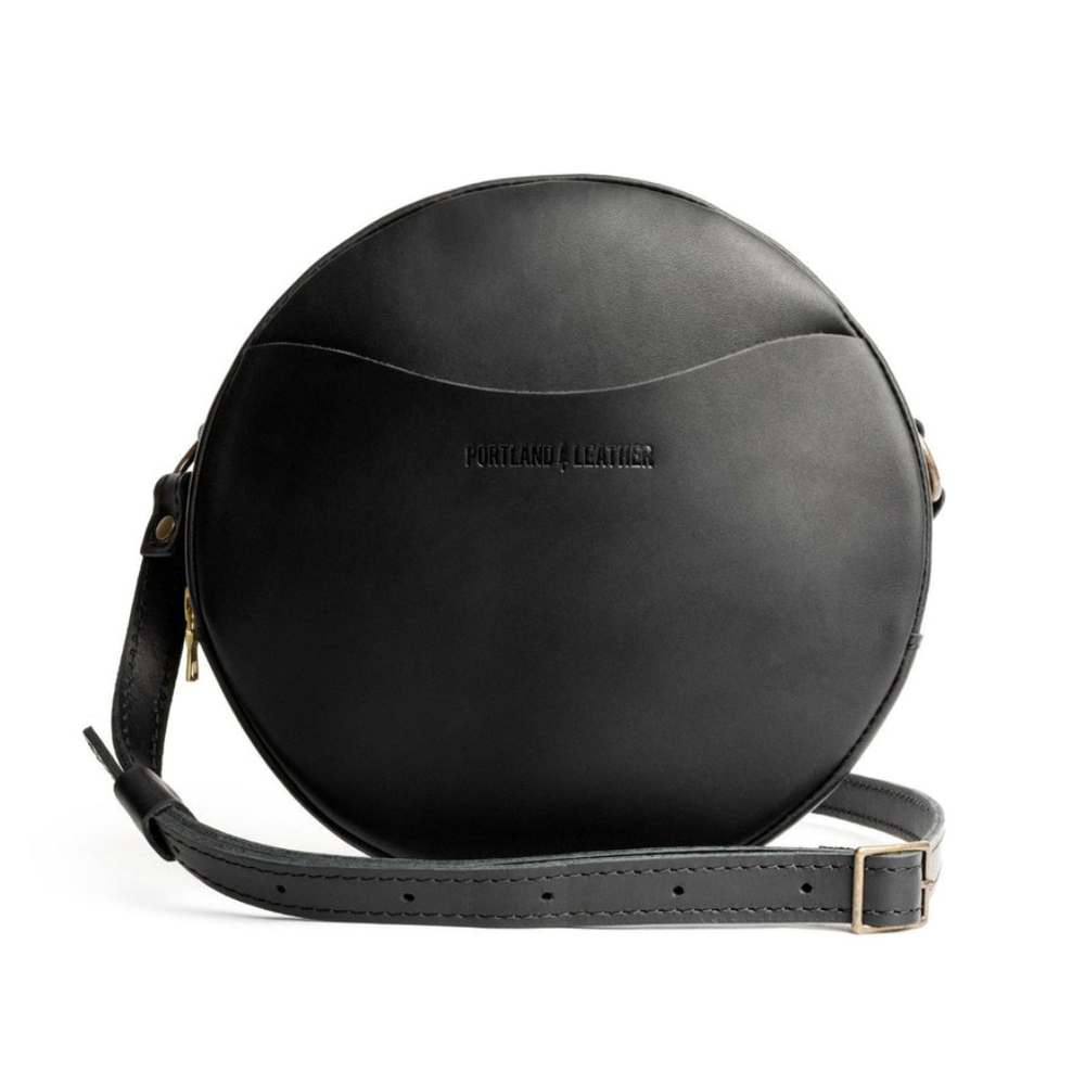EUC Portland Leather Goods Large Smooth Black Circle